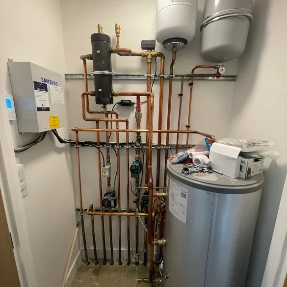 Commissioning+an+Air+Source+Heat+Pump+3